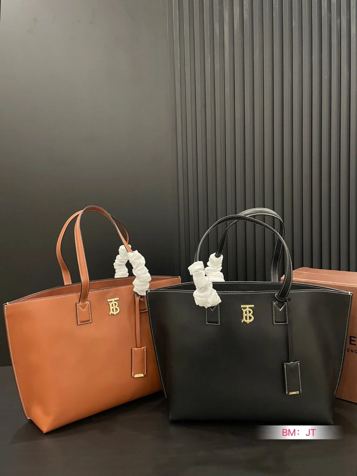 Burberry TB Smooth Leather Tote Bag - Luxury Women Bag (Black)