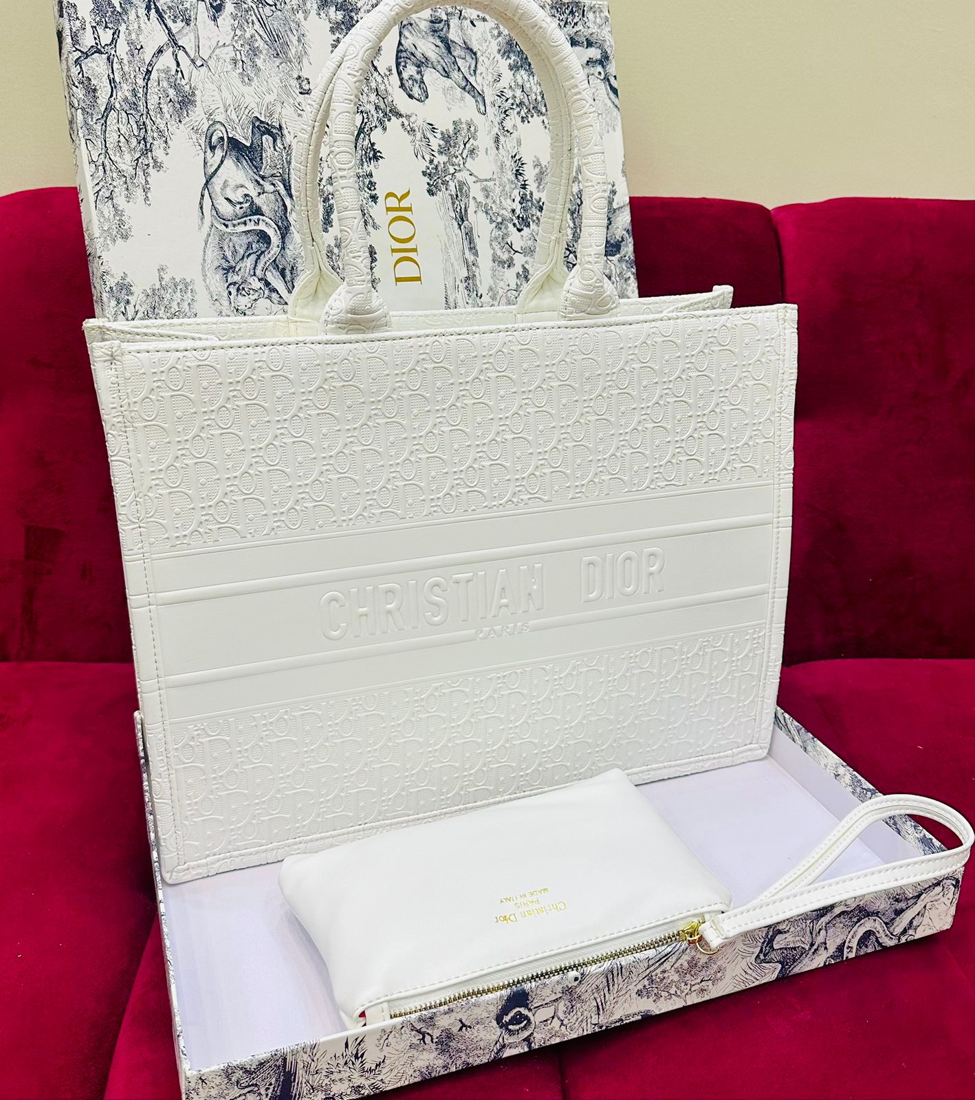 Dior Tote Women Bag – Premium Quality & Iconic Style (White)