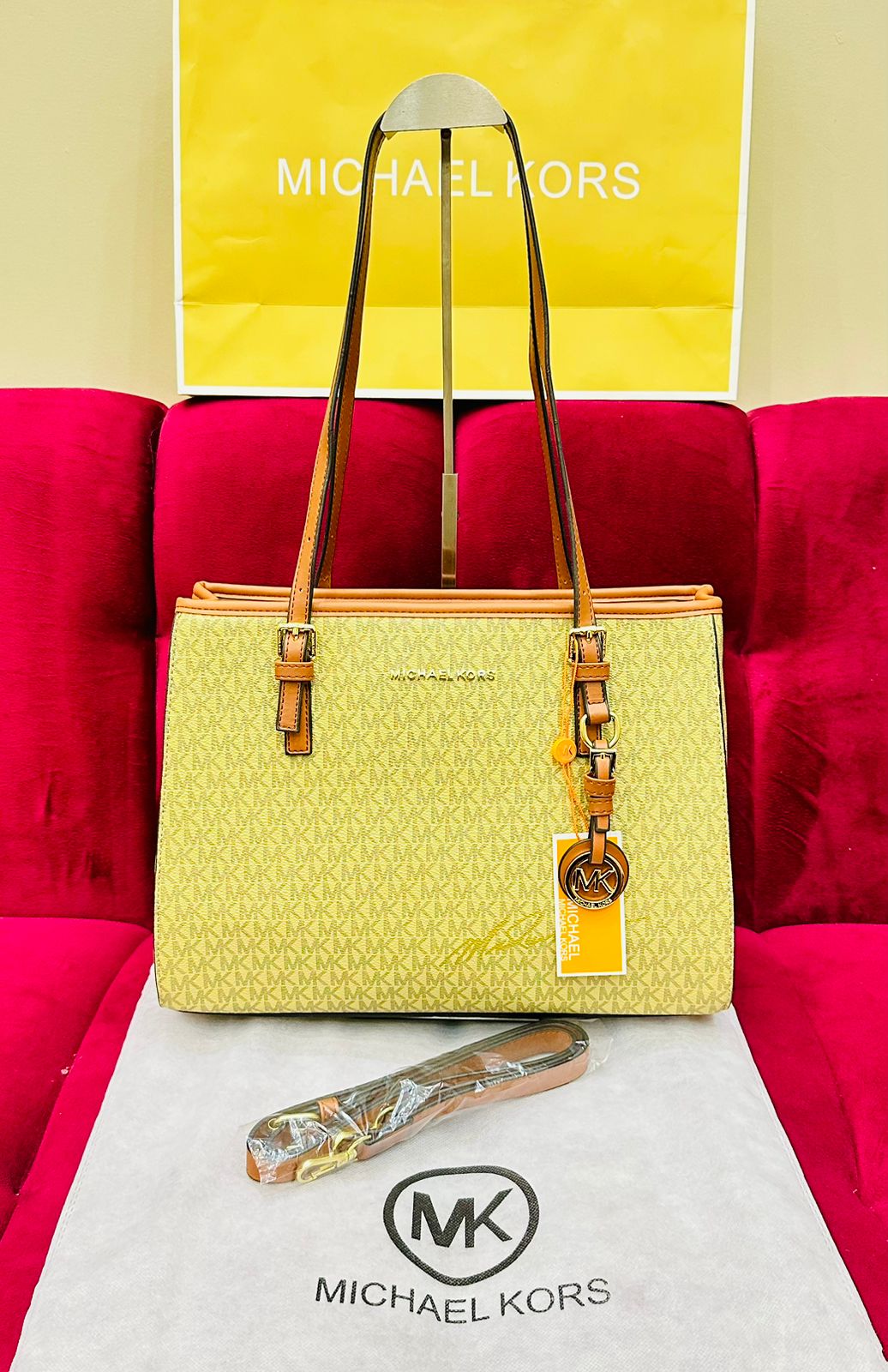 MK High quality New stock available With brand dust bag Only good (Brown 2)