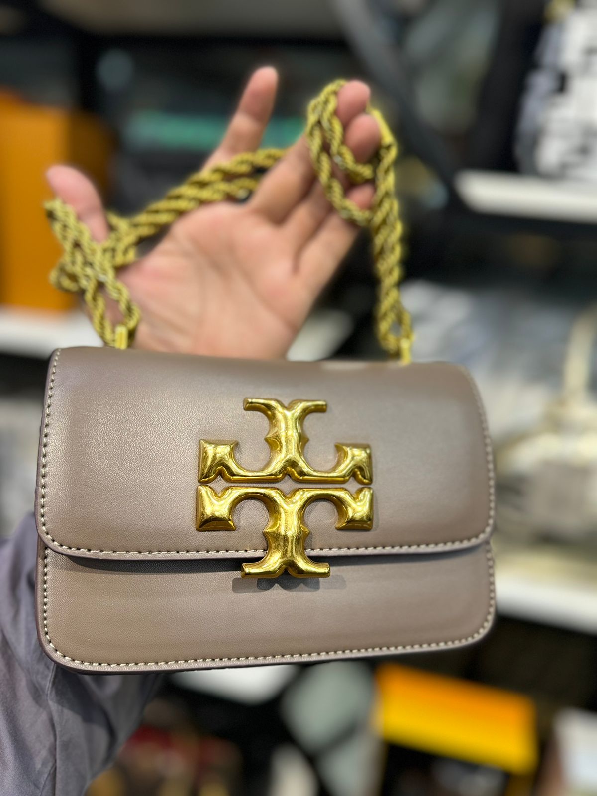 Tory Burch Small Eleanor Bag β Elegant, Compact & Iconic (Brown 1)