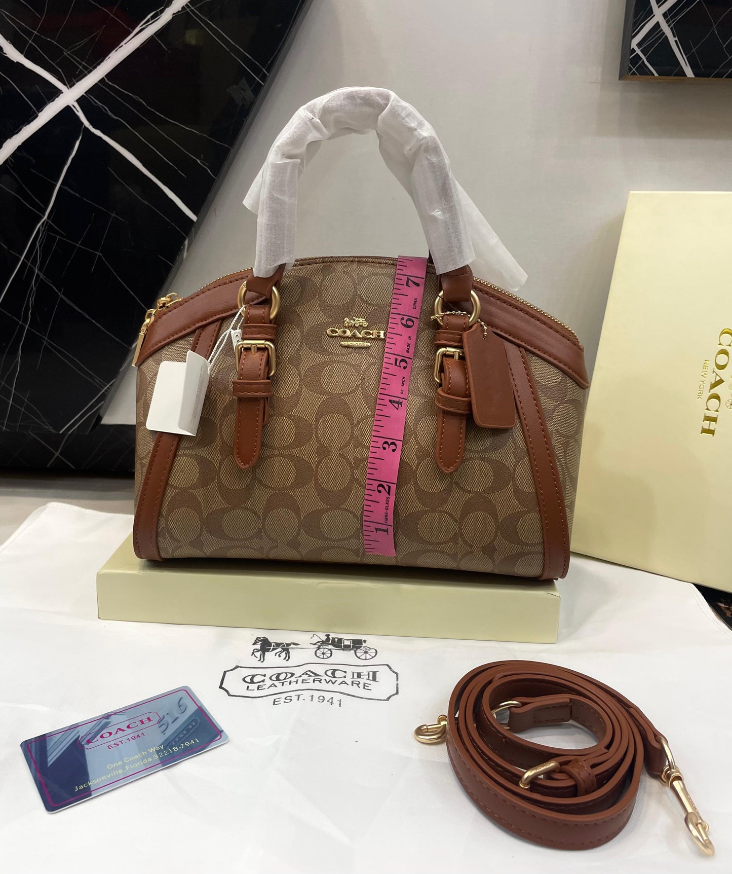 C-O-A-C-H Everyday Handbag β Master Quality Carryall (Brown)