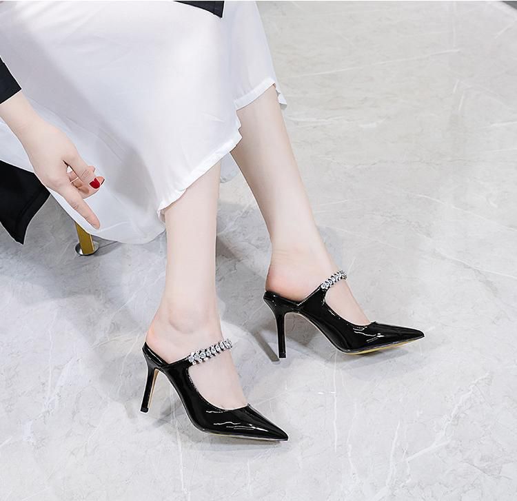 JIMMY CHOO – Women Heel Pumps | Master Quality Patent Leather (Black)