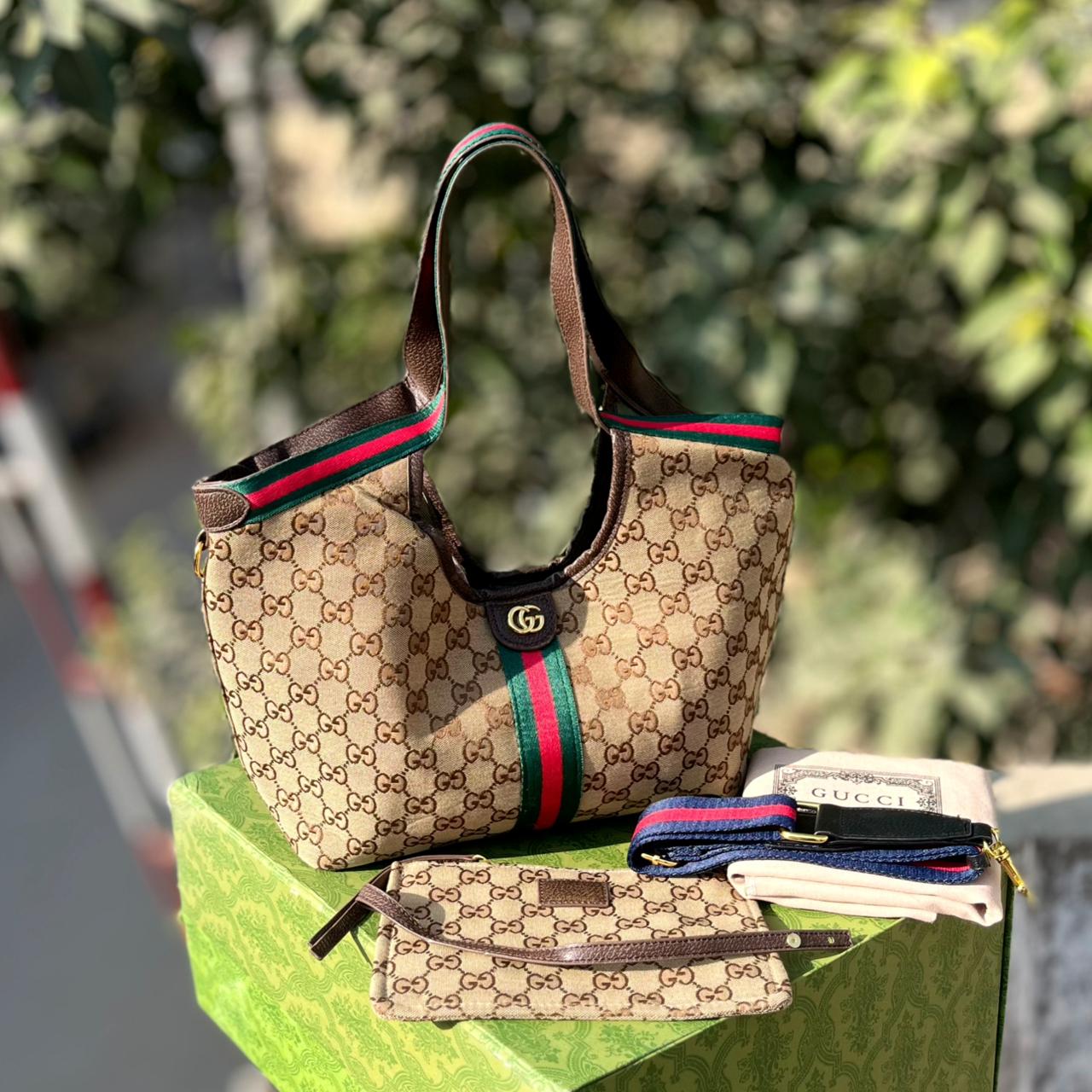 GUCCI – Women Bag | Luxury Handbag with Pouch | Complete Brand Packaging (Beige)