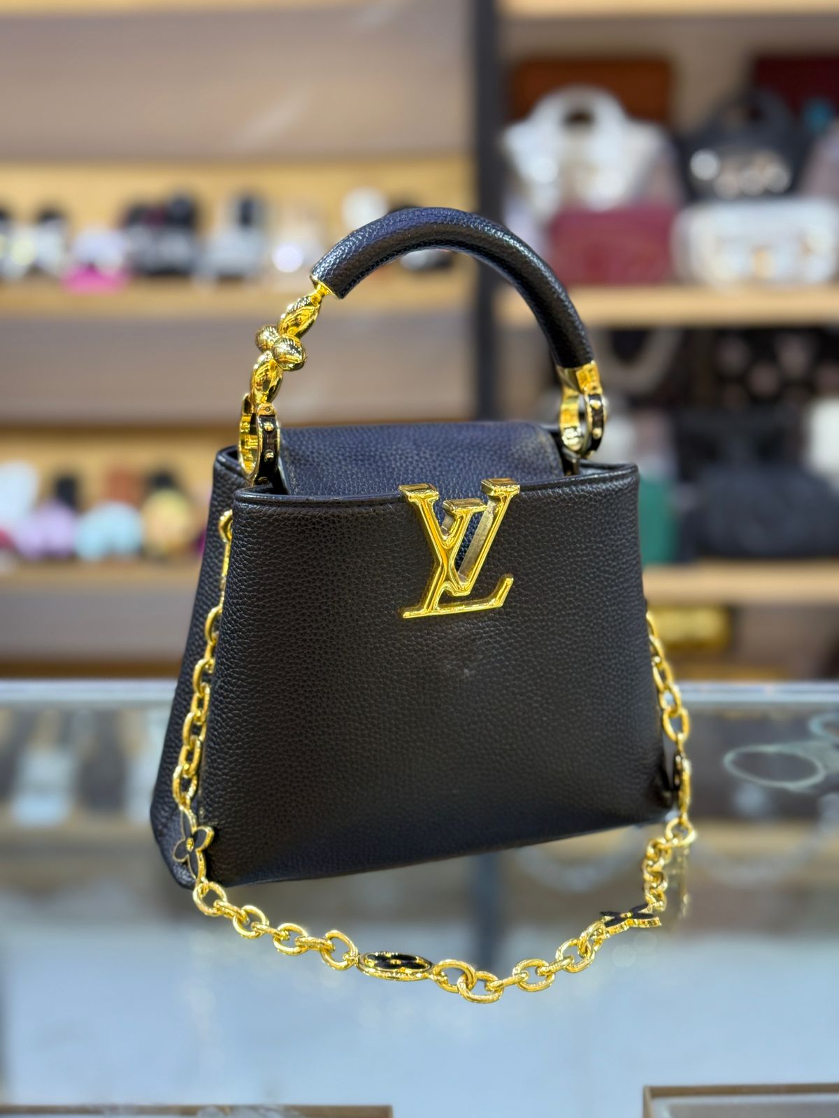 L-O-U-I-S V-U-I-T-T-O-N Capucines Mini – Premium Women Mini Bag with Chain Strap (Black)