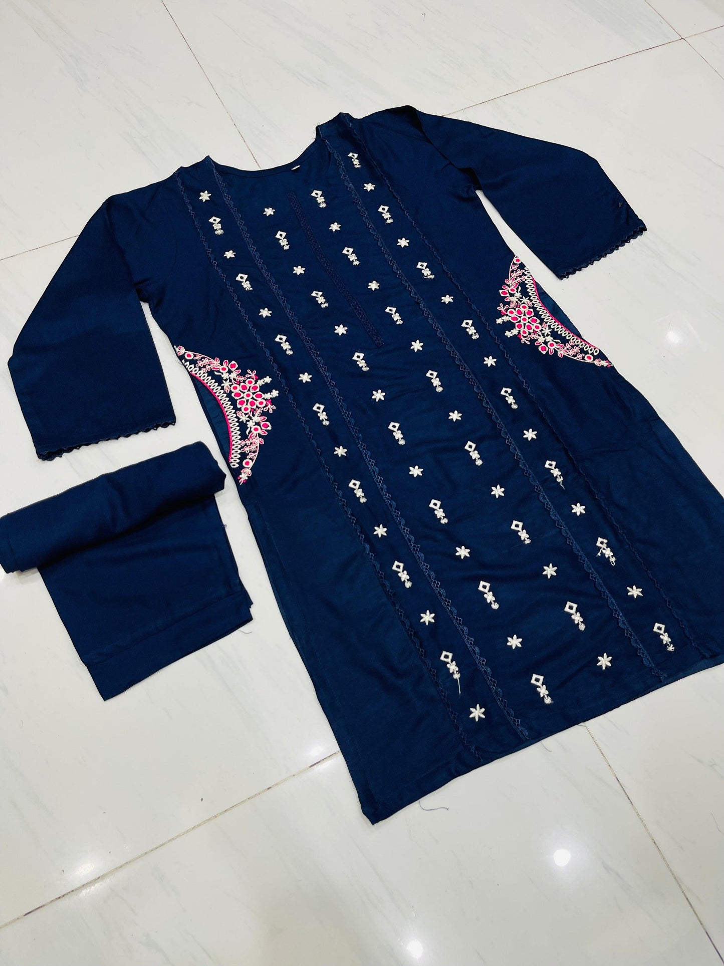 AYRA EMBROIDERED 2PCS (Blue)