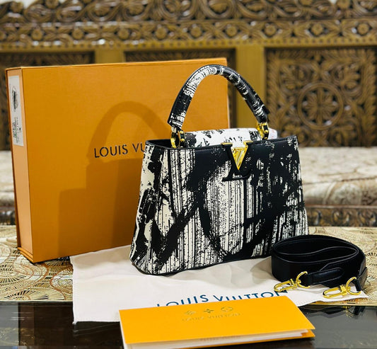 Louis Vuitton Capucines Women Bag - Premium Quality with Brand Box (Black/White-3)