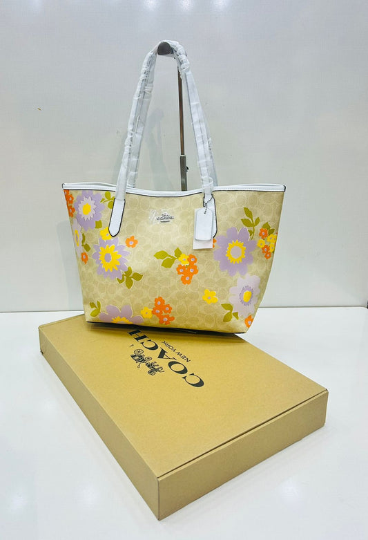 C-O-A-C-H Tote Women Bag – Premium Master Quality (Beige with a subtle Coach monogram pattern)