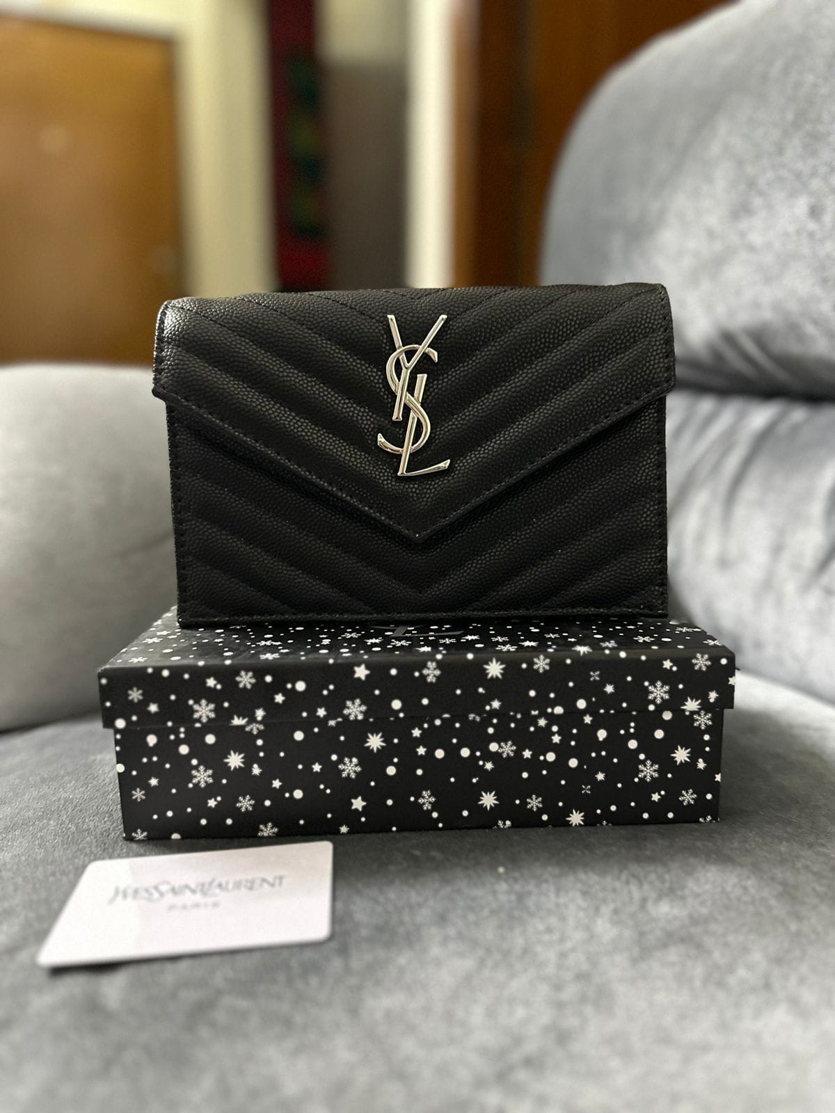 YSL Women's High-Quality Crossbody Bag (Black)