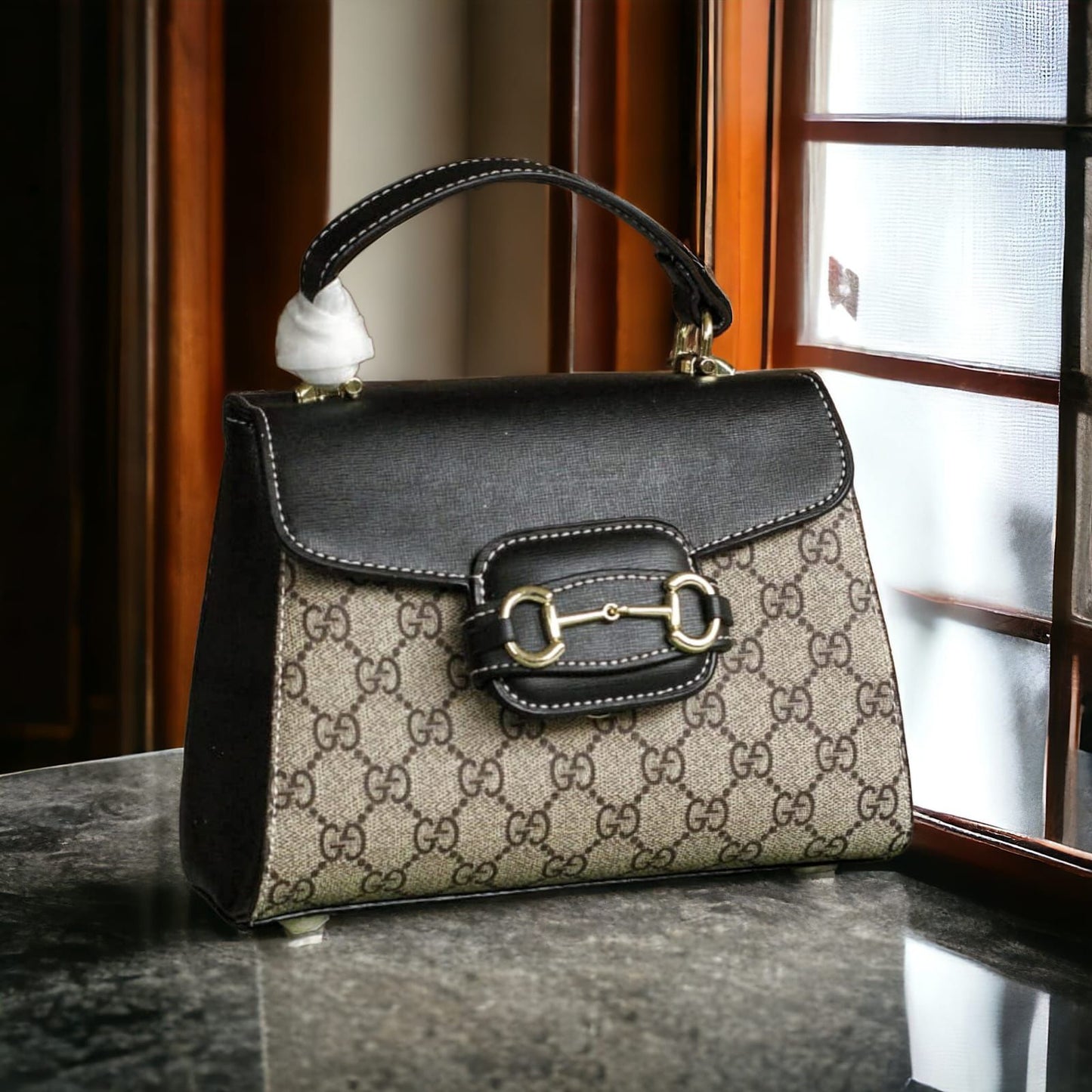 GUCCI Crossbody Women bag