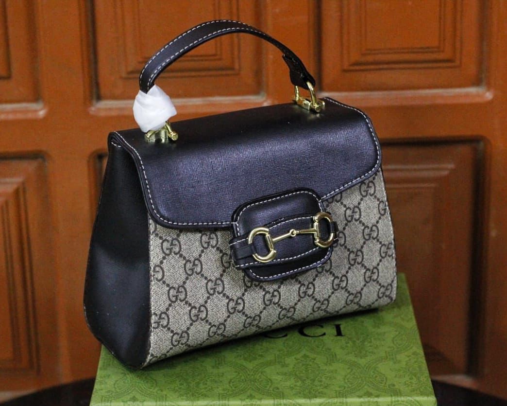 GUCCI Crossbody Women bag