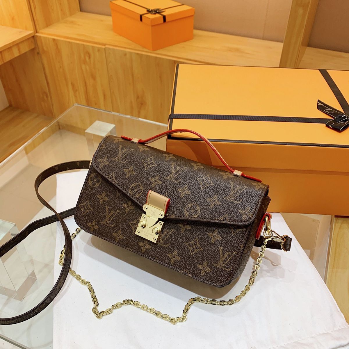 High Quality Louis Vuitton Women Bag (Brown)