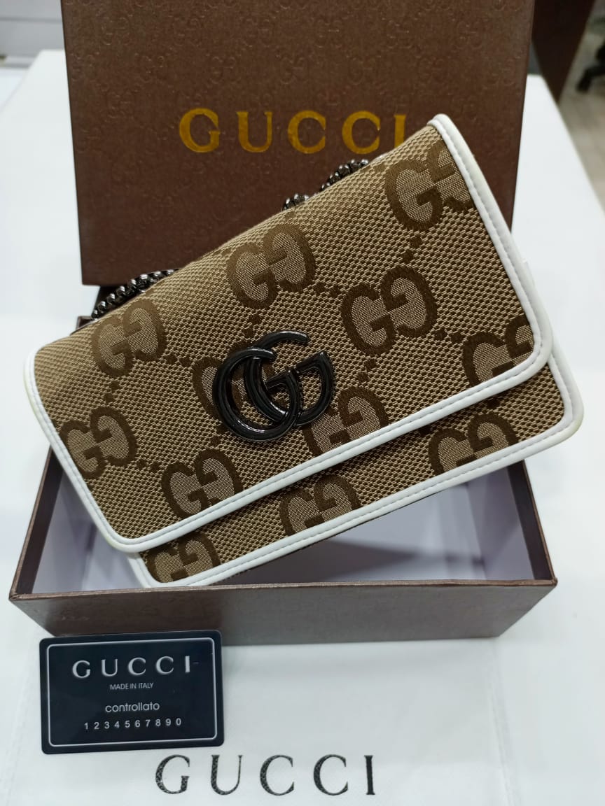 GUCCI Women's Bag (White)