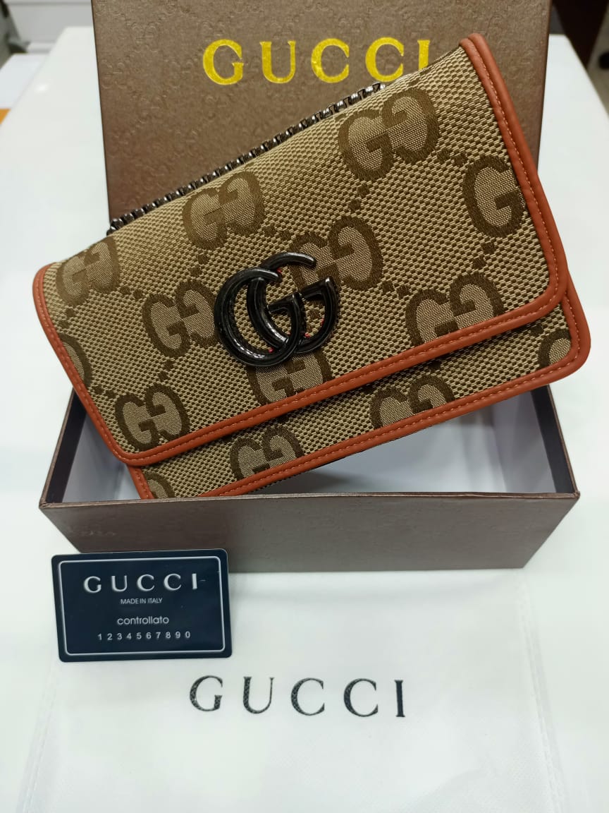 GUCCI Women's Bag (Brown)