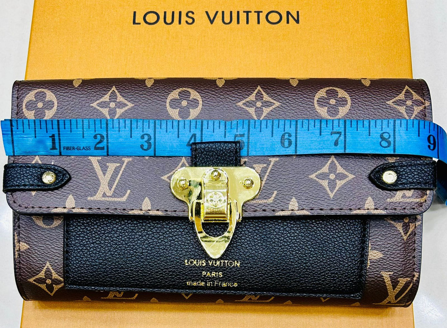 Louis Vuitton Women's Hand Clutch - AAA Quality with Box & Dust Bag (Brown & Black)