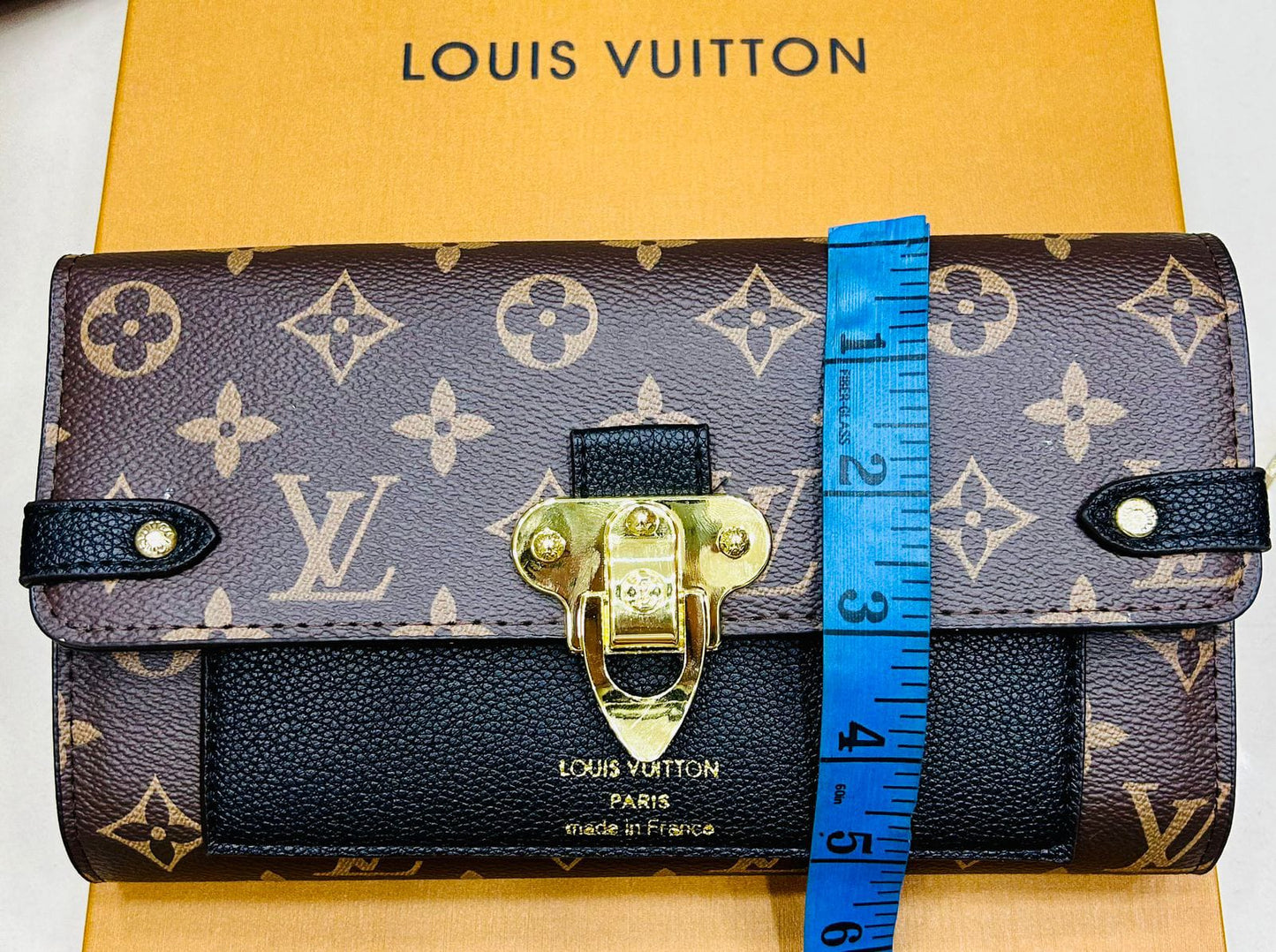 Louis Vuitton Women's Hand Clutch - AAA Quality with Box & Dust Bag (Brown & Black)