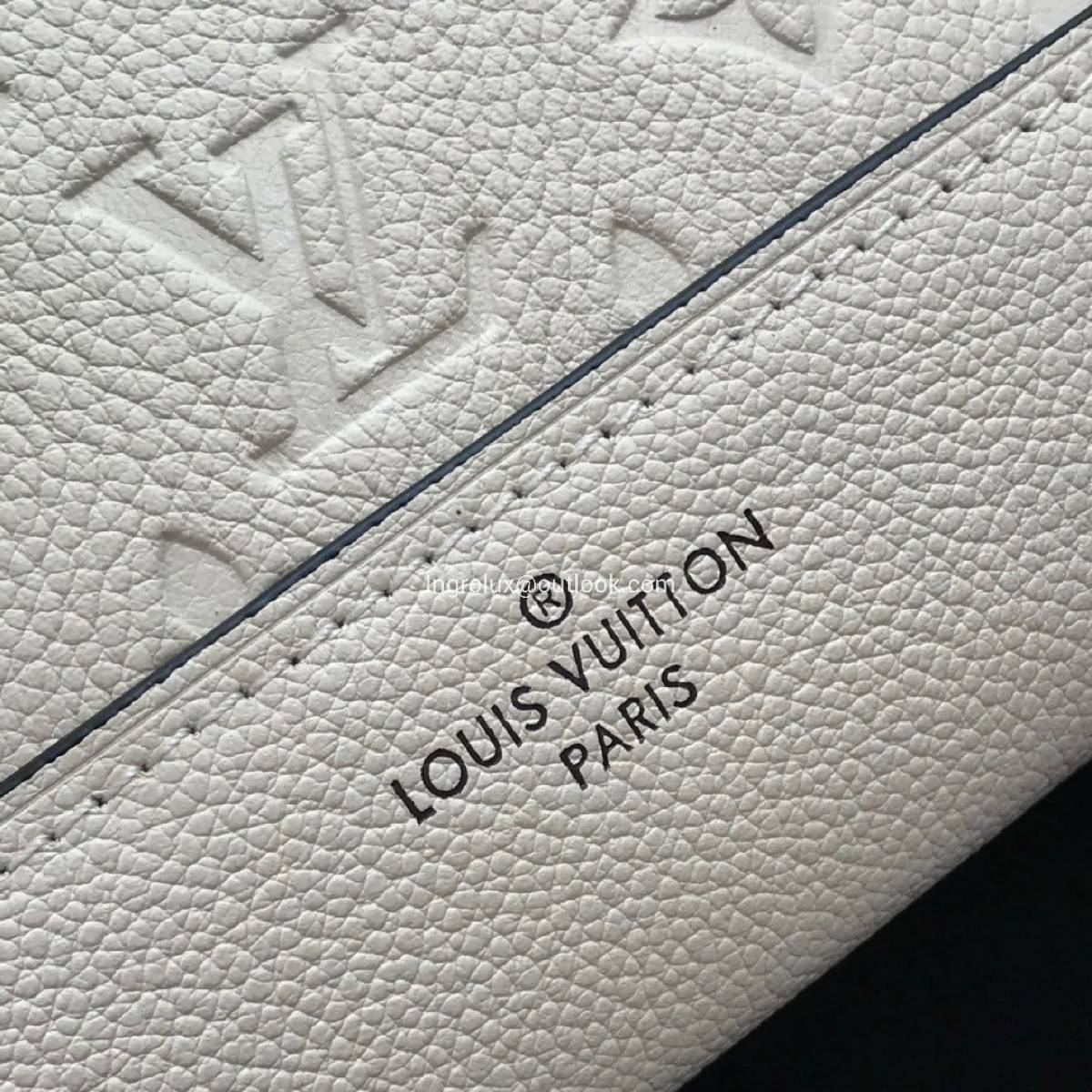 Louis Vuitton Alma Women's Bag – Medium Size, AAA Quality
(off-White)