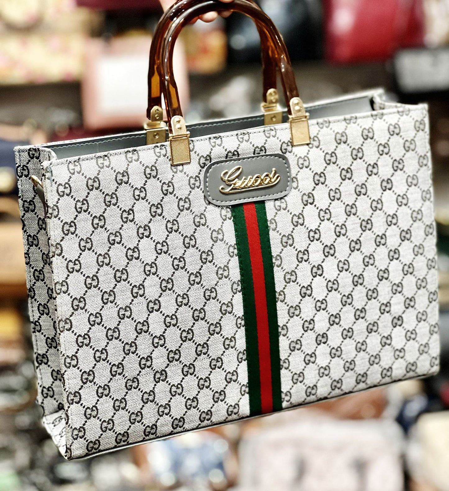 GUCCI Branded Women’s Bag - A Masterpiece of Style and Elegance (Grey/White)