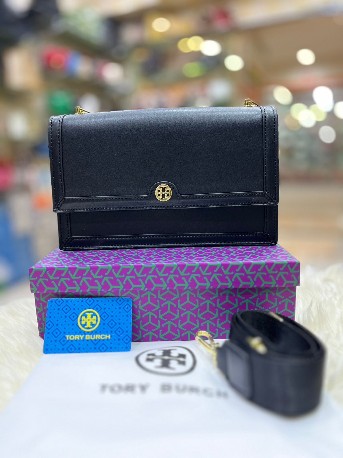 Tory Burch Fleming Small Leather Tote – Elegant Women's Bag with Logo Detail (Black)