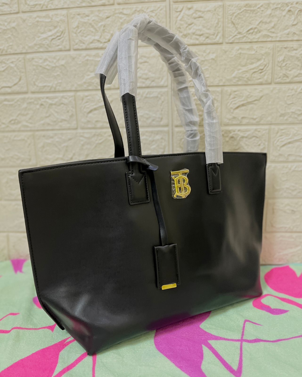 Burberry TB Smooth Leather Tote Bag - Luxury Women Bag (Black)