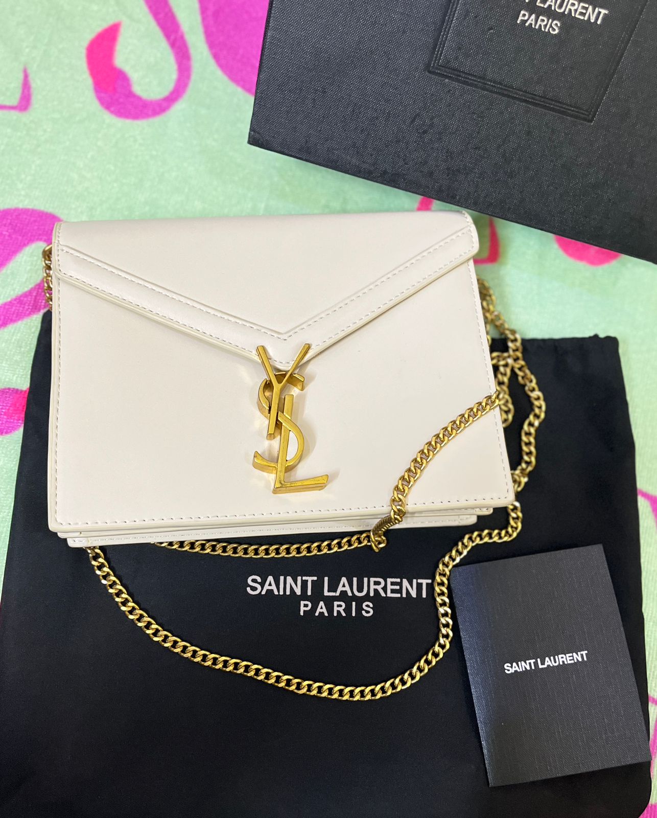 Saint Laurent Cassandra Chain Bag in Smooth Leather – Timeless Elegance for Women (White)