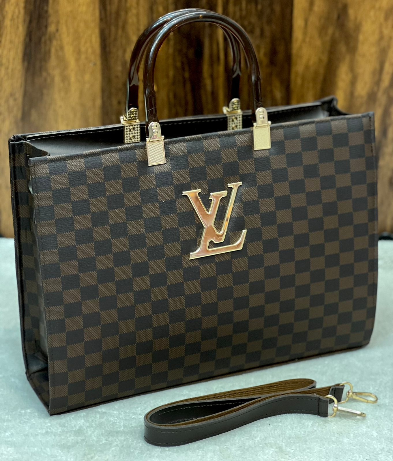 New Arrival! LOUIS VUITTON Women’s Bag – A Masterpiece of Elegance ( Brown 2)