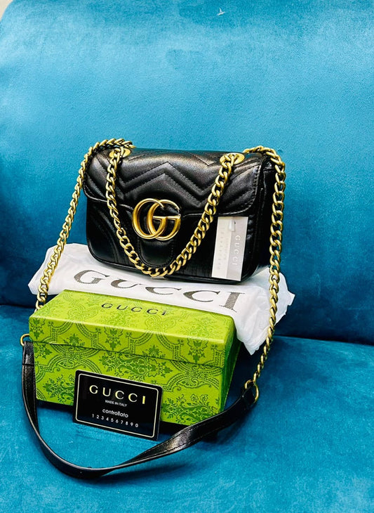 Stylish Women Bag - Gucci-Inspired Marmont Master Copy in AAA Quality (Black)