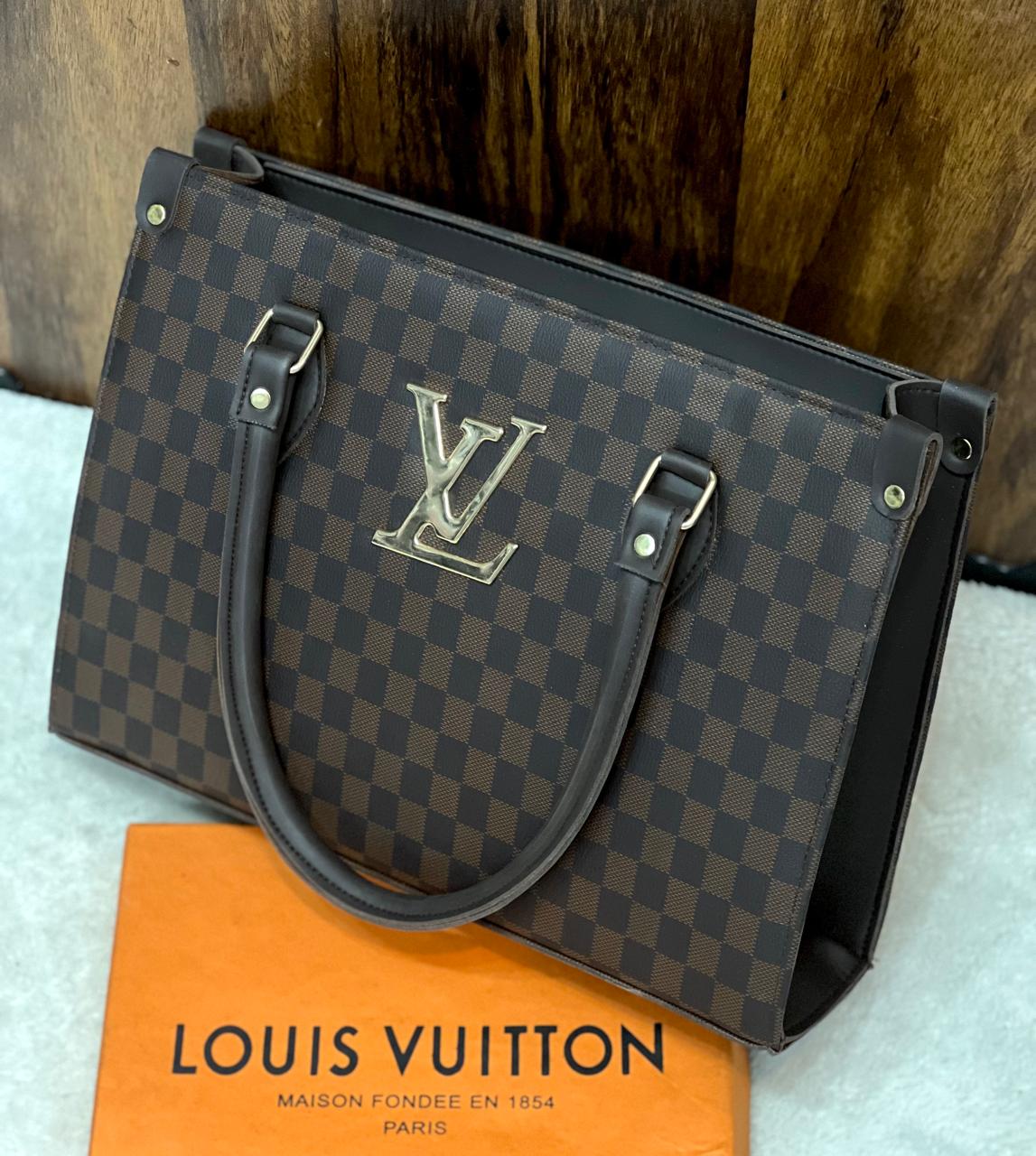 New Arrival: Masterpiece Louis Vuitton Branded Bag 🤩 (brown 1)