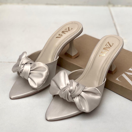 Zara Bow Heels – Elegant Women’s Footwear  (silver/white)