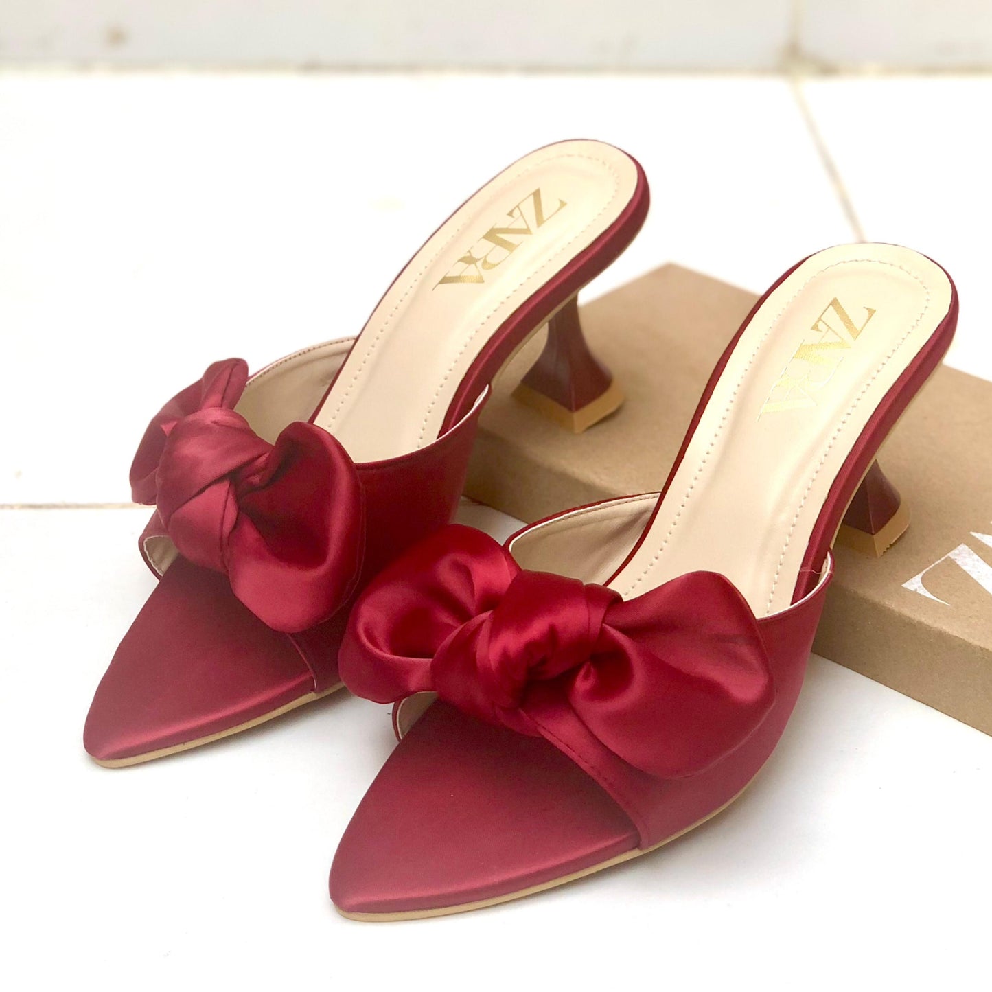 Zara Bow Heels – Elegant Women’s Footwear  (red)