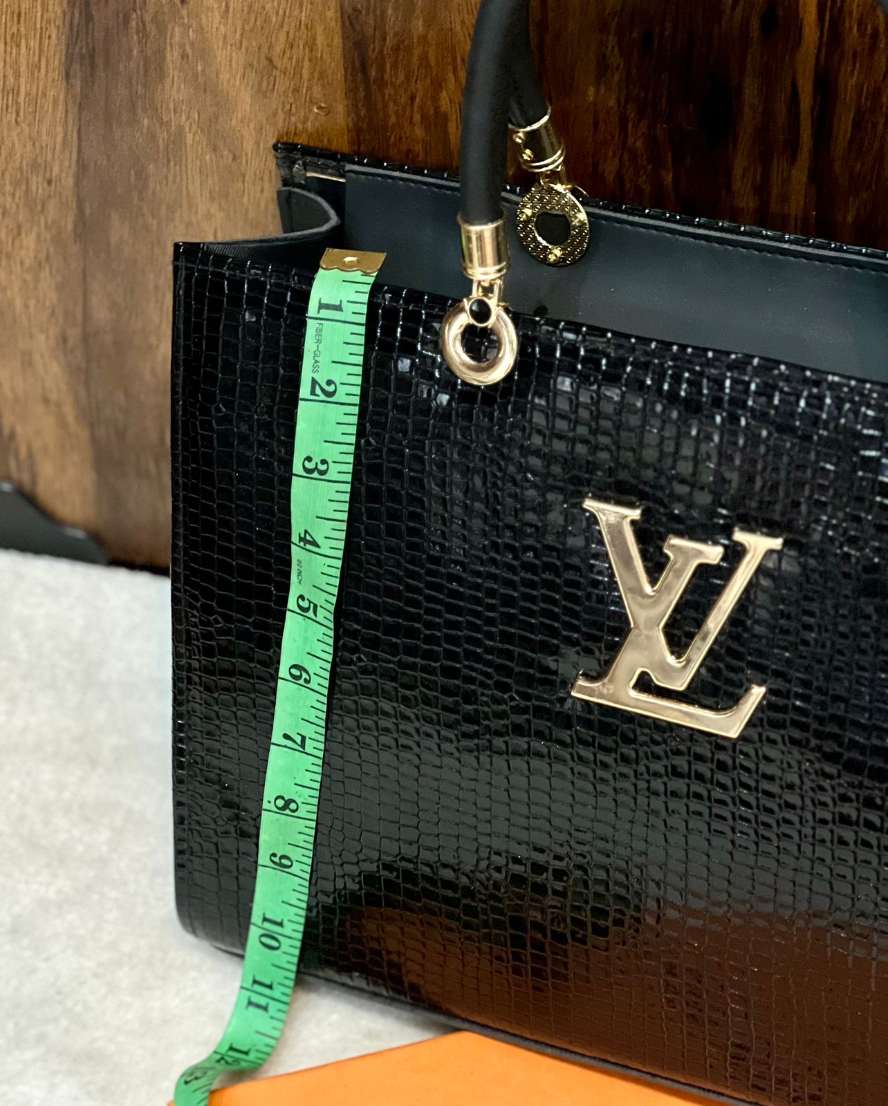 Louis Vuitton Crocodile Material Handbag - Masterpiece (black)