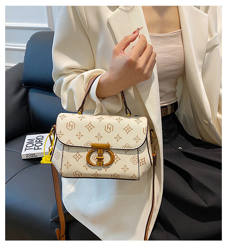 Christian Dior New Arrival Stylish Bag with Long Strap – High Quality Imported (white)