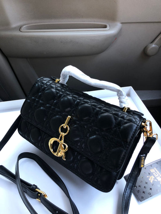 New Arrival AAA Quality Dior Stylish Bag with Long Strap (black)