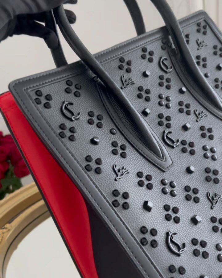 Christian Louboutin Paloma Official Model 2025 (black)