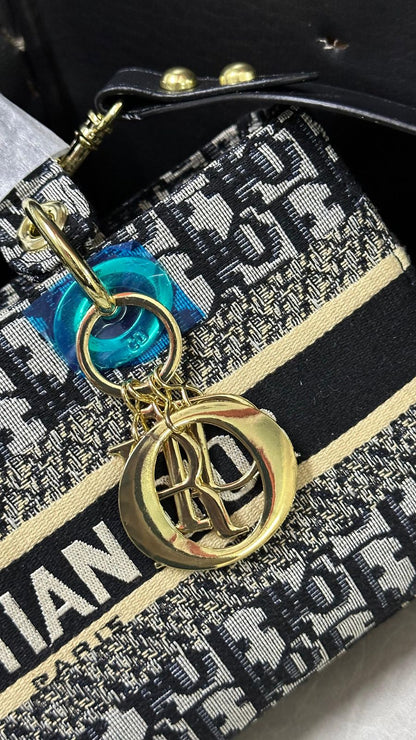 Christian Dior Embroidered Purse – Premium Women Bag (Black)