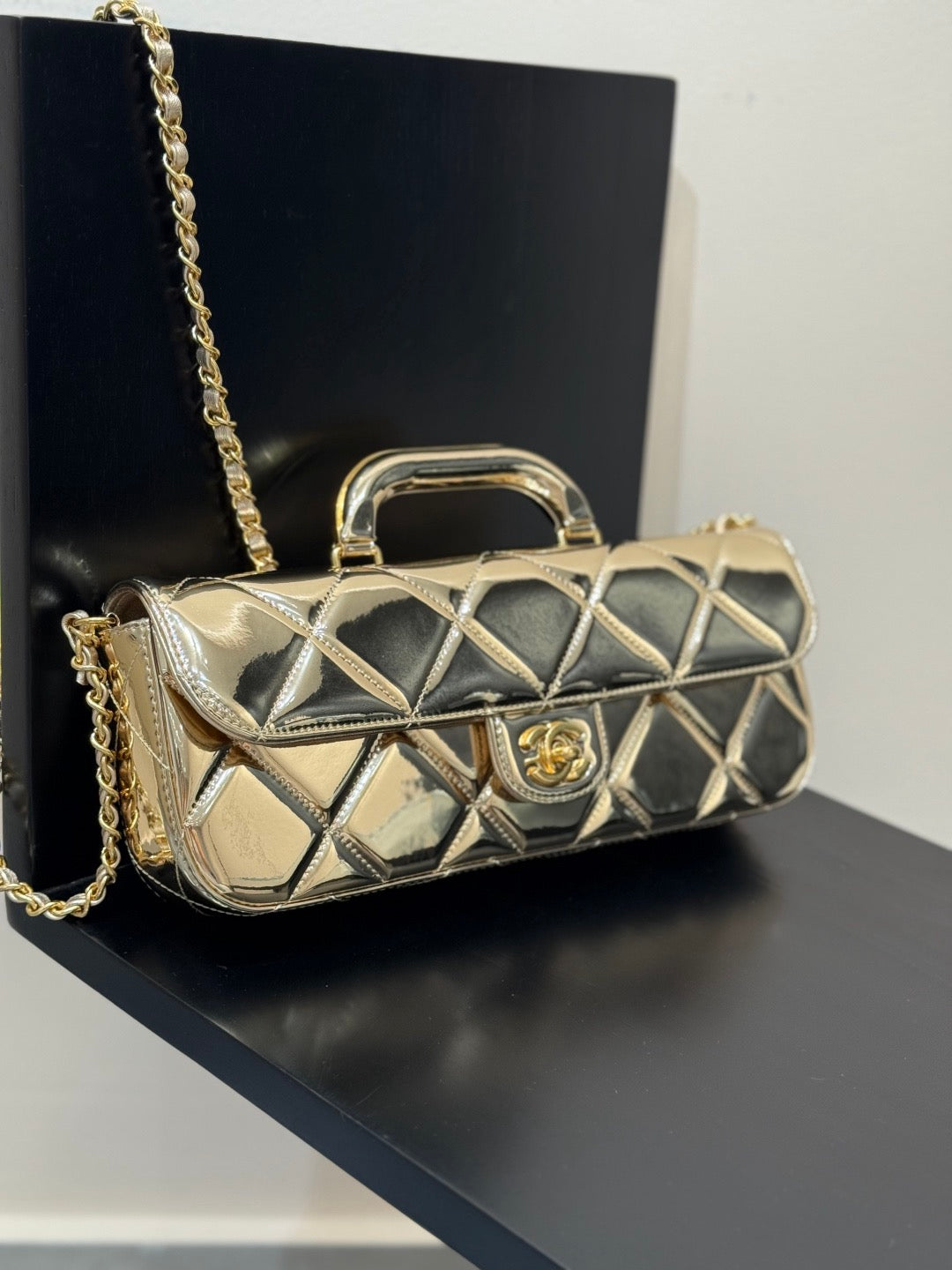 C-H-A-N-E-L Metallic Mirror Large Flap Top Handle Women Bag – Runway Luxury Premium Edition (Gold)