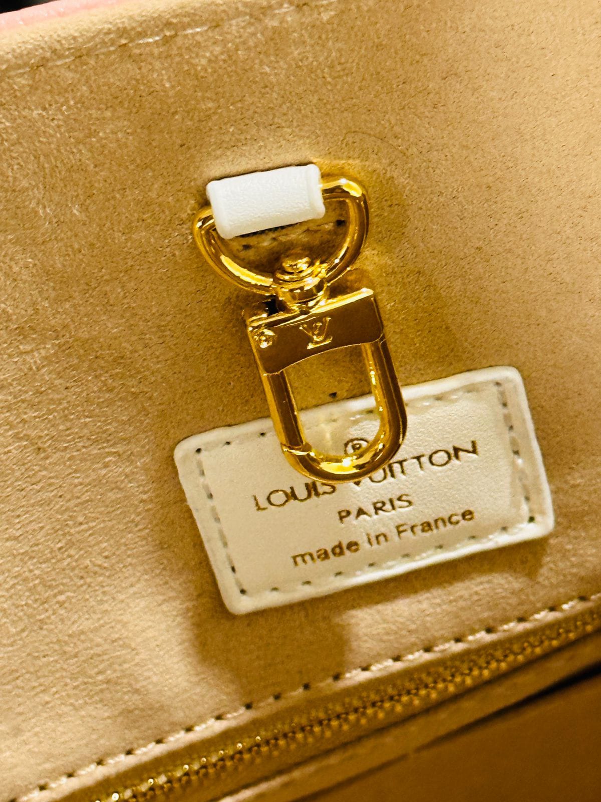 Louis Vuitton On the Go Tote: Timeless Elegance (Mustard)