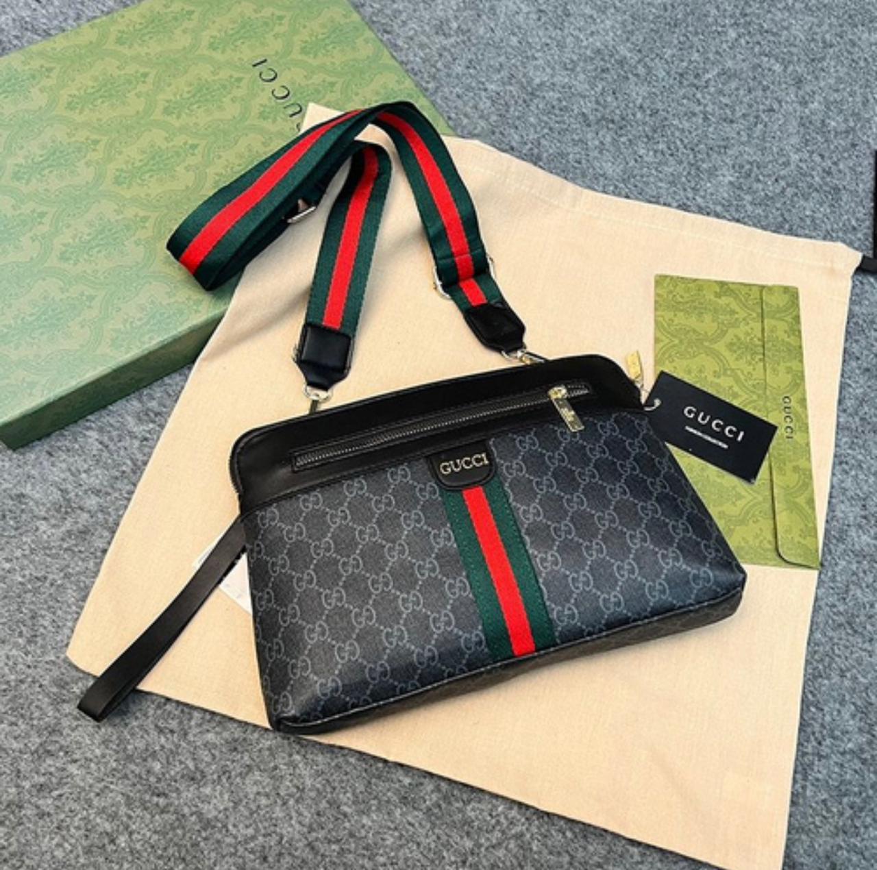 Gucci Women's Bag - Discounted Sale (Black / Grey)