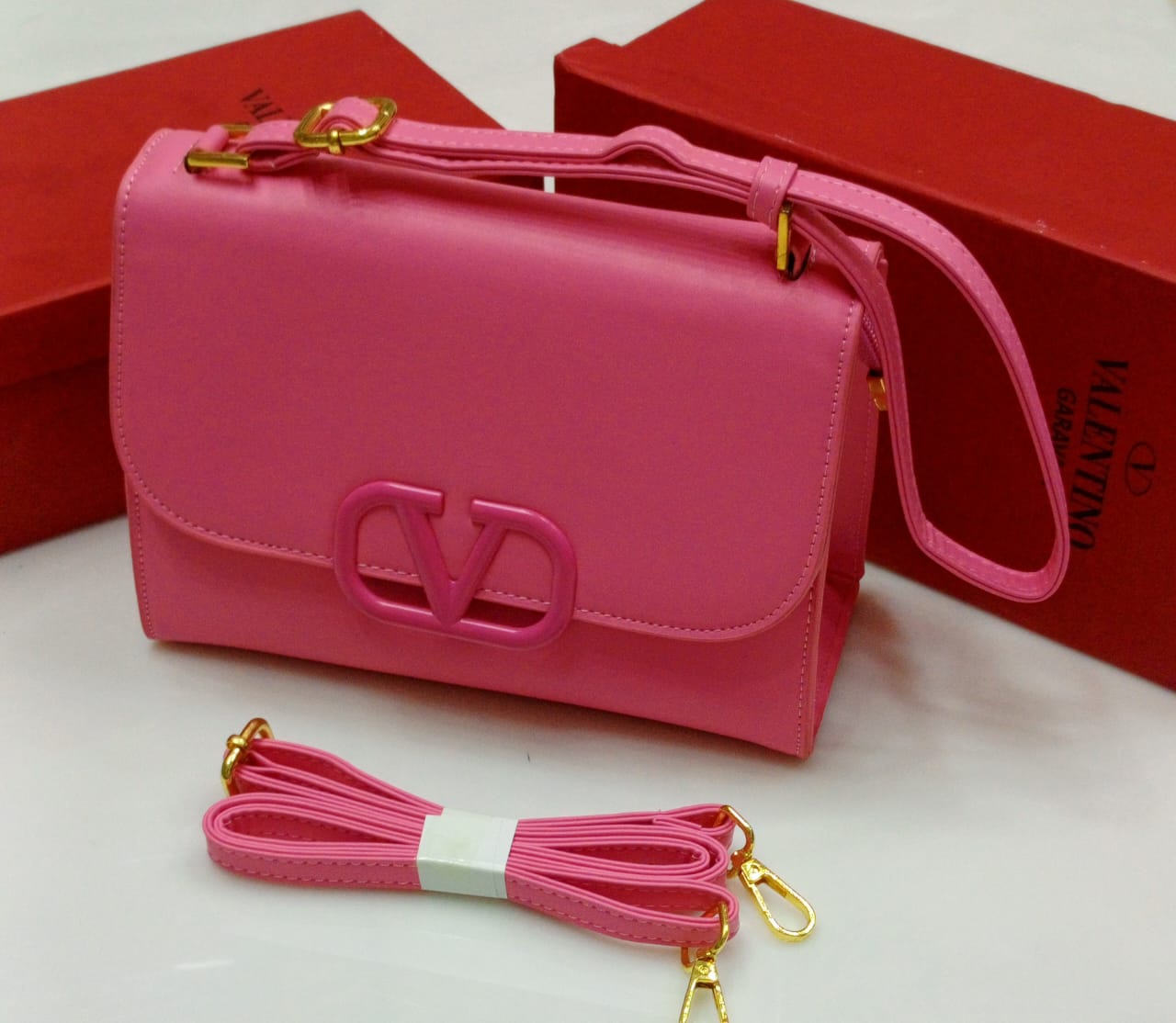 Chic Women Bag - Valentino-Inspired Unique Crossbody Style (Pink)