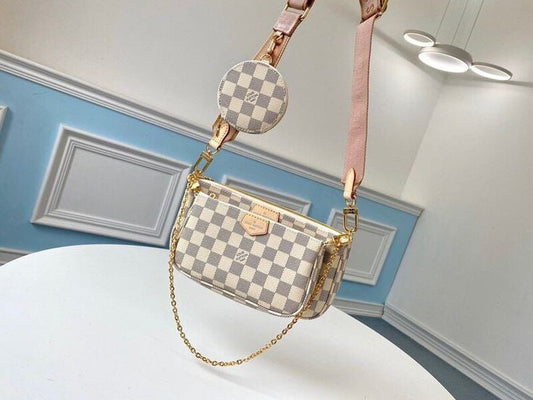 Louis Vuitton Women's Multi Pochette Accessoires Bag (White)