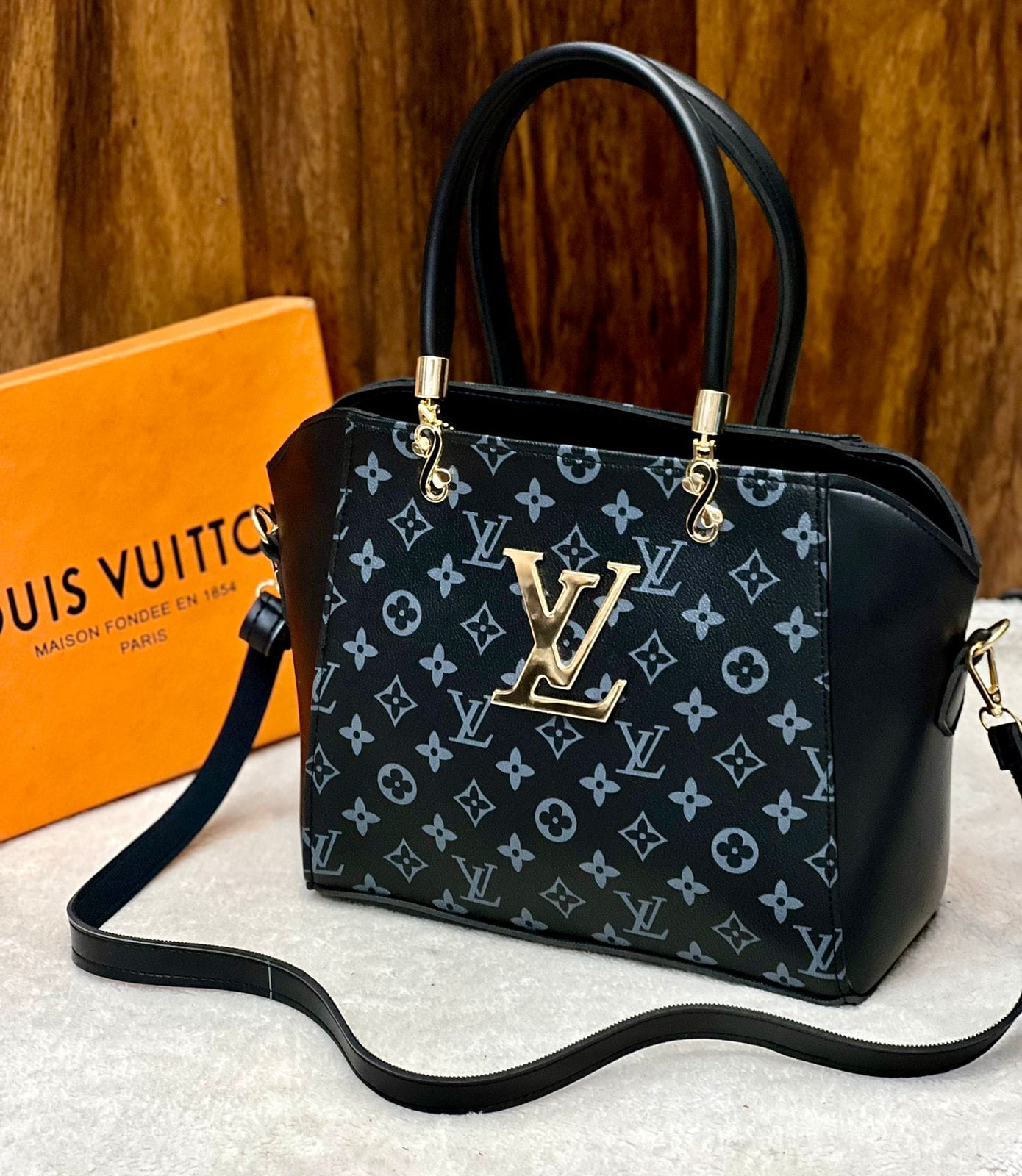 New Arrival Women Bag - Louis Vuitton-Inspired Masterpiece Branded Bag (Black Flower)