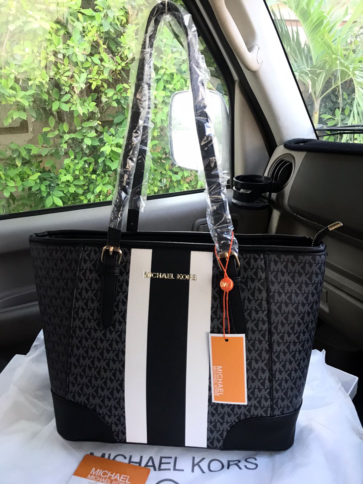 Michael Kors High-Quality Bag – Limited Time Sale (black 2)