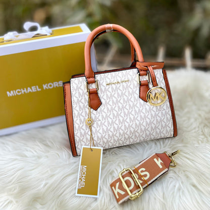 Michael Kors Women Bag – Master Quality (White/Brown)
