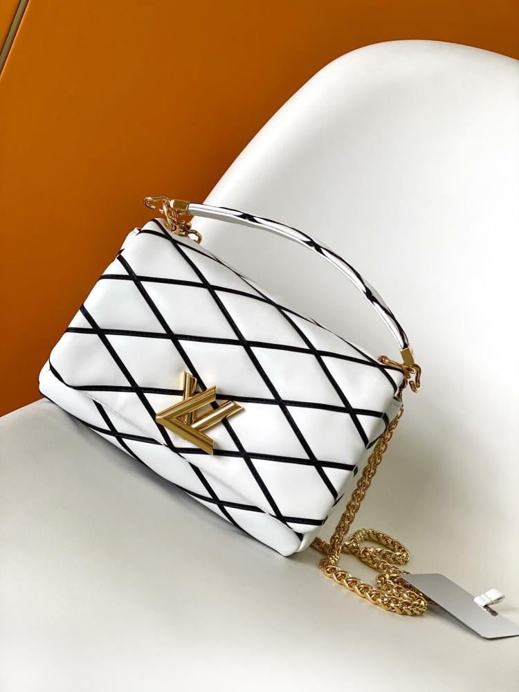 Louis Vuitton-Inspired GO-14 MM Women’s Bag – Premium Quality (White)
