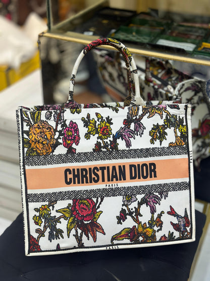 Christian Dior Women Bag – High-Quality Denim Tote (White/Brown/Black)