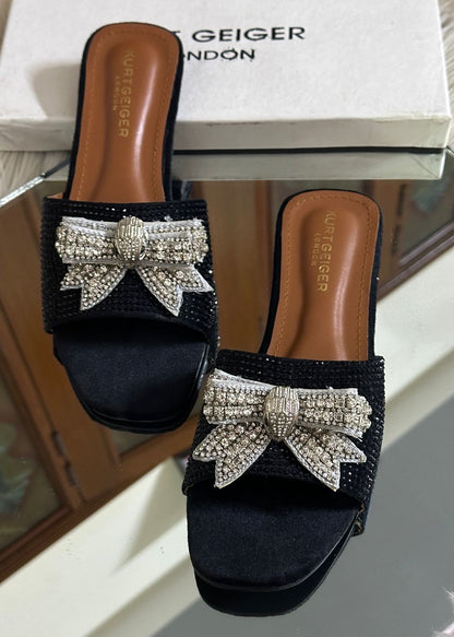 Kurt Geiger Women Flat Slipper (Black/Silver)