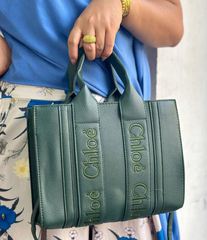 CHLOÉ Woody Medium Tote Bag – Timeless Elegance & Functionality (Green)