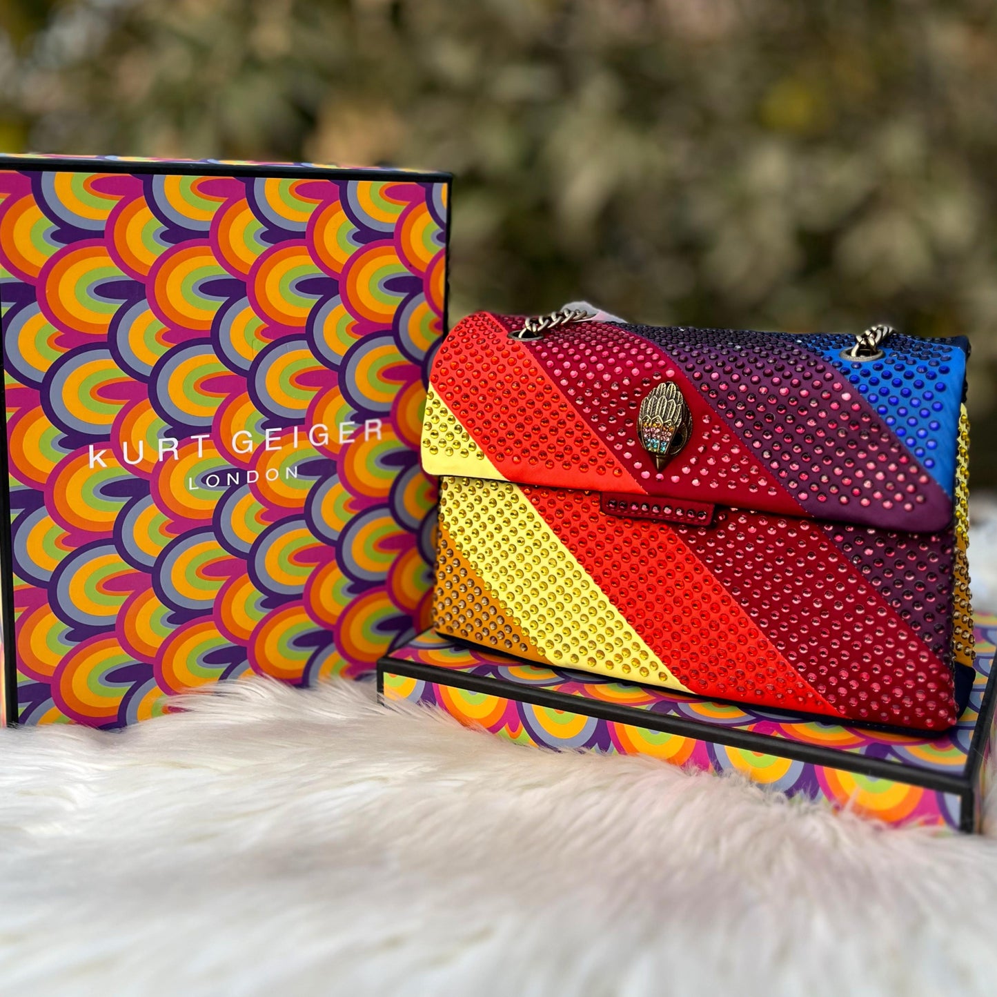 Kurt Geiger Cross Shoulder Bag – Stylish & Iconic (Multi Colours-2)