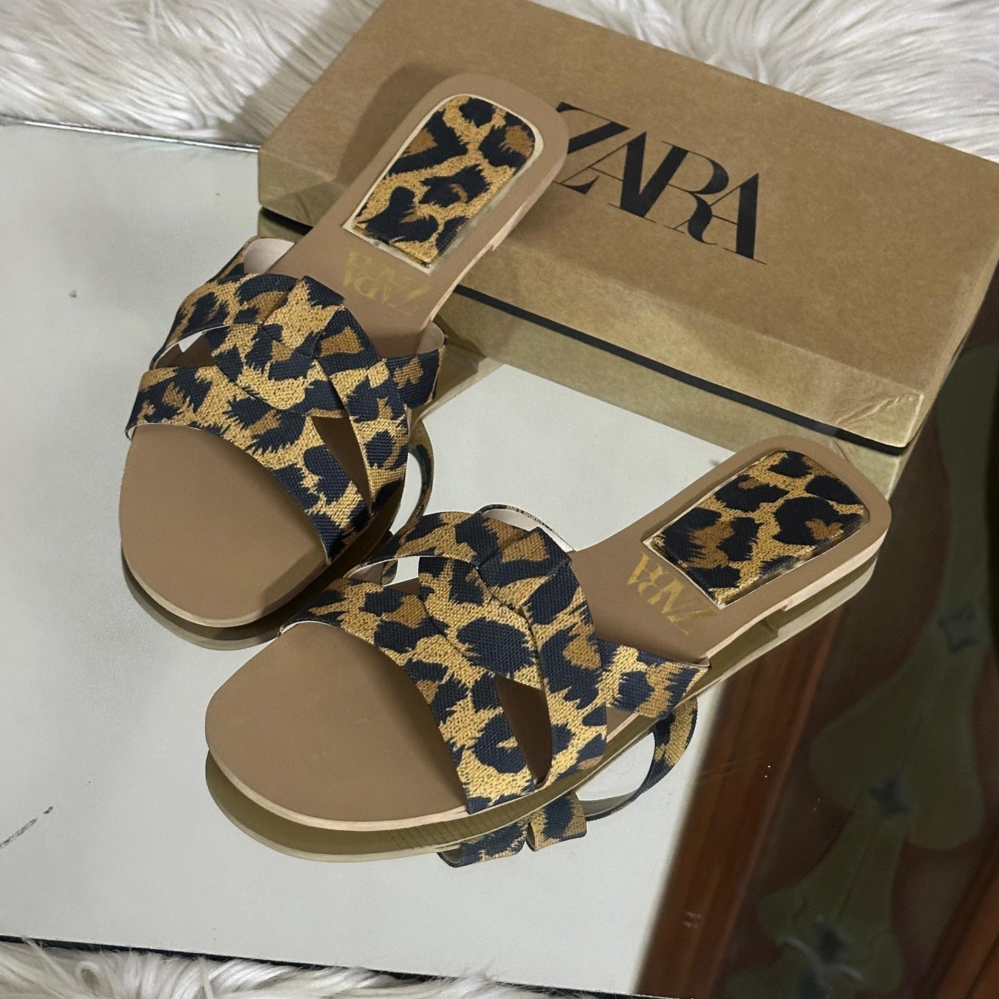 ZARA Women's Slippers – Effortless Style & Comfort (Brown)