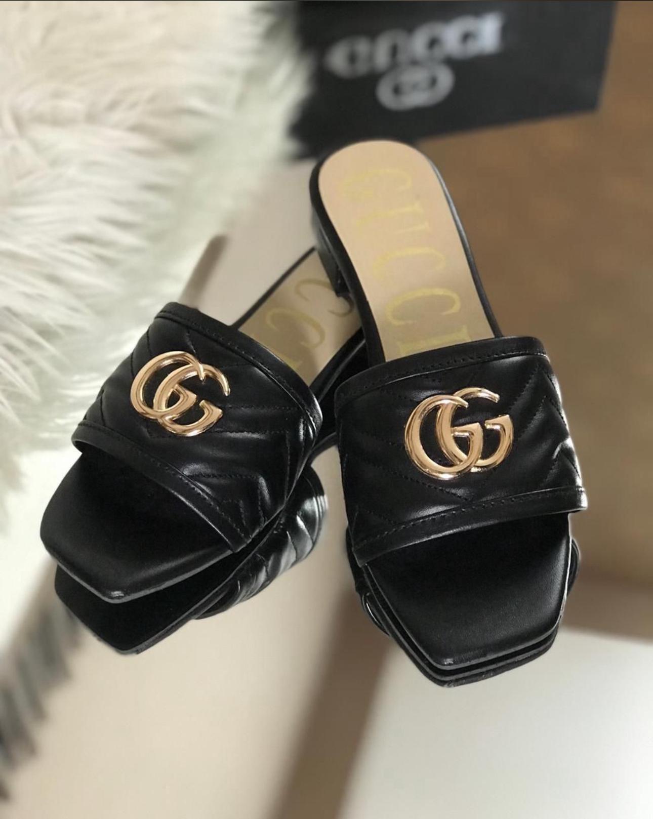 GUCCI Women's Slippers – Timeless Elegance & Comfort