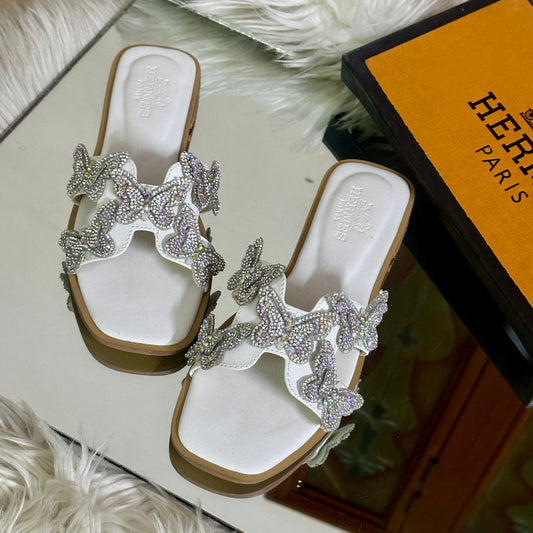 HERMÈS — Women's Slippers in 4 Stunning Colours (White)
